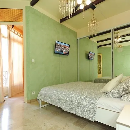 Le Royal Res. Negresco Five Stars House *