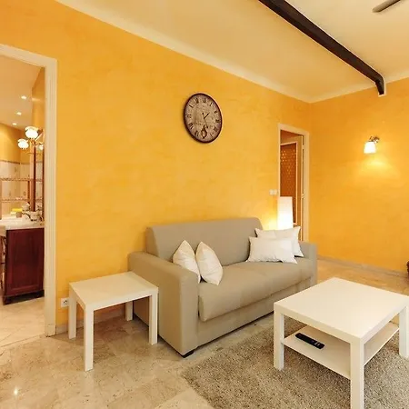 Apartment Le Royal Res. Negresco Five Stars House *