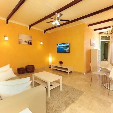 Appartamento Le Royal Res. Negresco Five Stars House