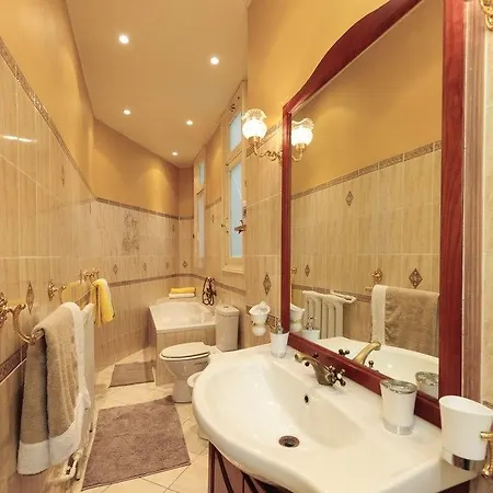 Le Royal Res. Negresco Five Stars House Nice